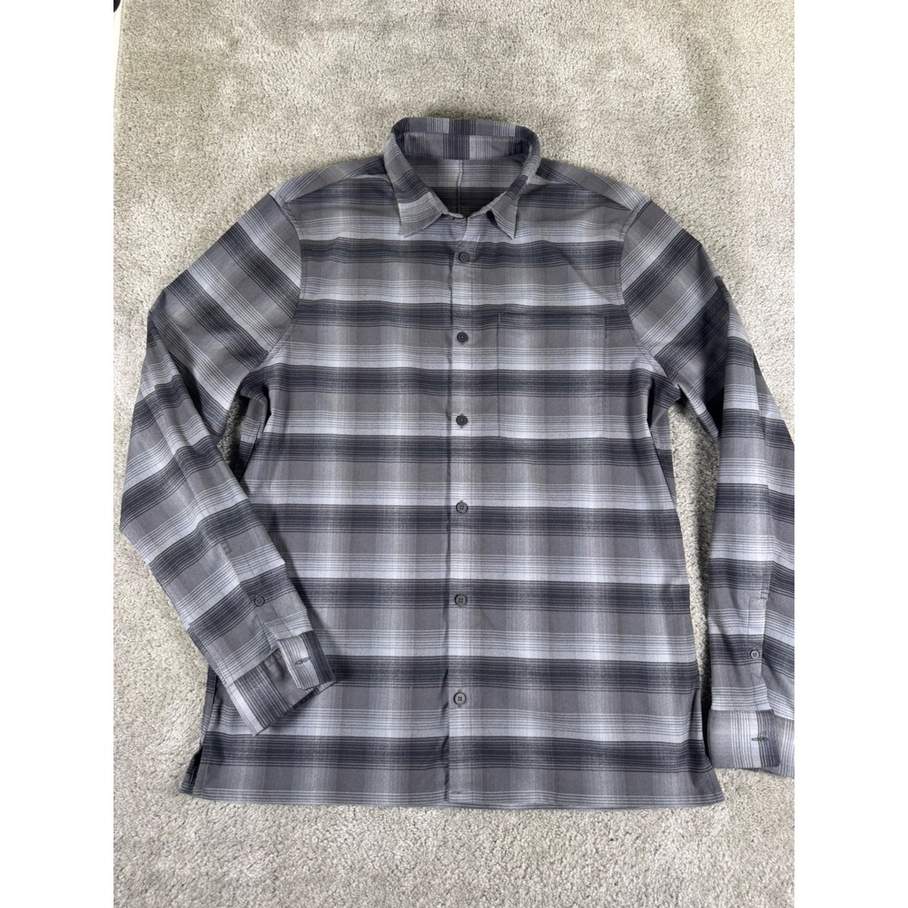 Lululemon Mens Mason Peak Flannel Long Sleeve Shirt Gray Black Plaid Size L